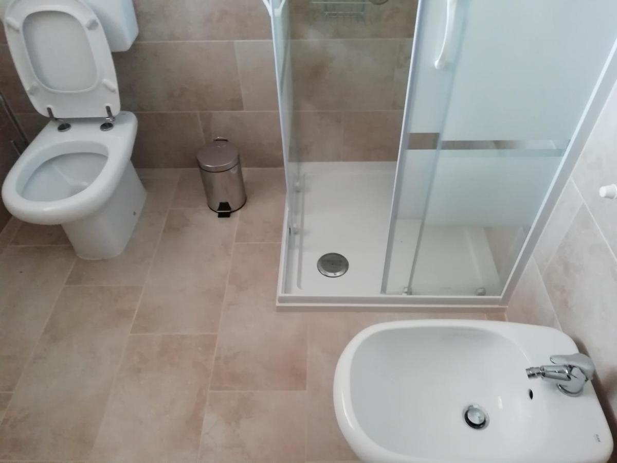 Calicantus Bed And Breakfast 阿尔本加 外观 照片