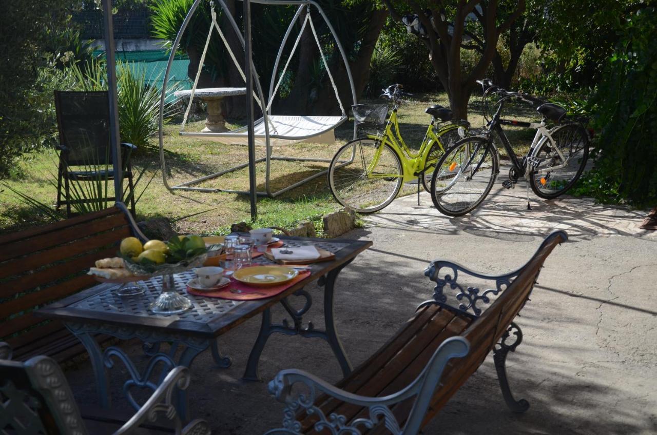 Calicantus Bed And Breakfast 阿尔本加 外观 照片